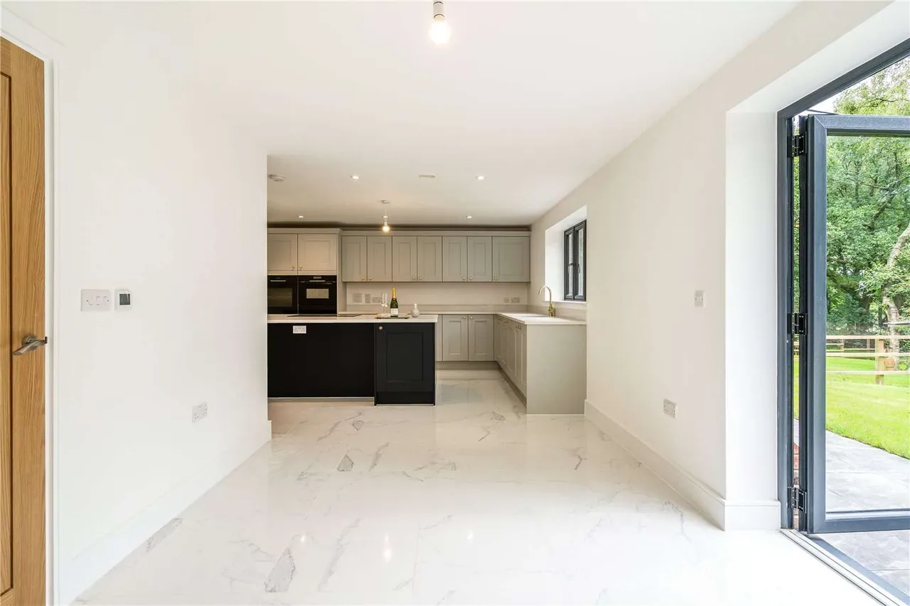 Rowan Lane, Ashley Heath, TF9, photo 8