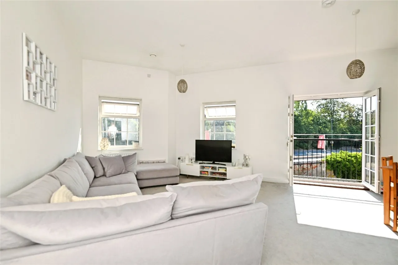 2 bed flat for sale — Chimney Avenue, Maidstone, Kent, ME14