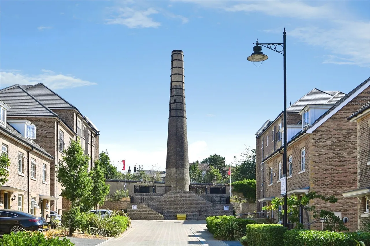 Chimney Avenue, Maidstone, Kent, ME14, photo 2