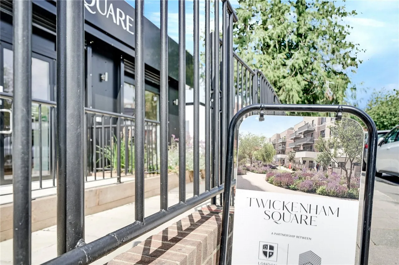Rose Square, Twickenham, TW2, photo 15