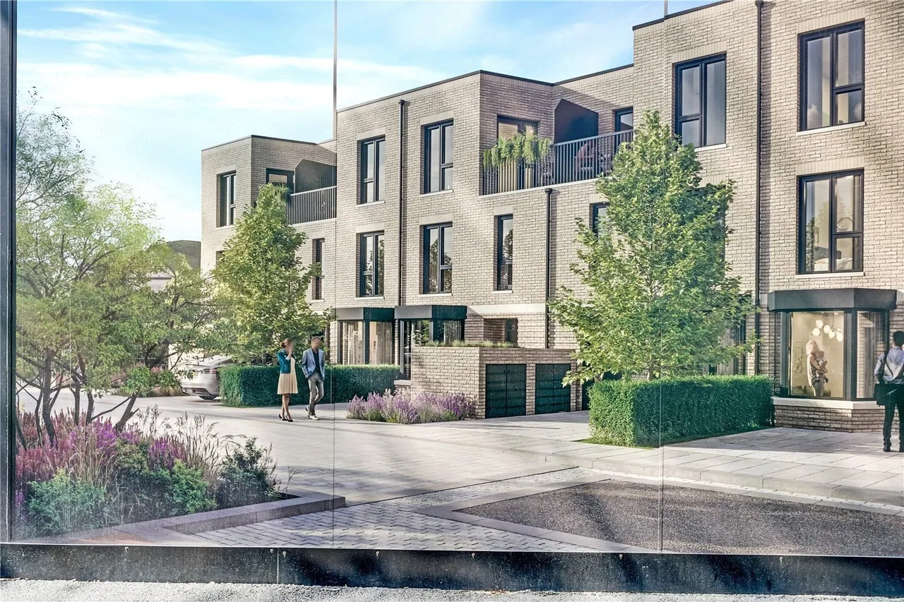 2 bed flat for sale, Rose Square, Twickenham, TW2