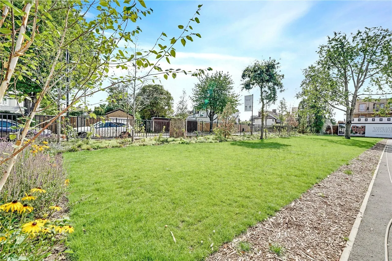 Rose Square, Twickenham, TW2, photo 10