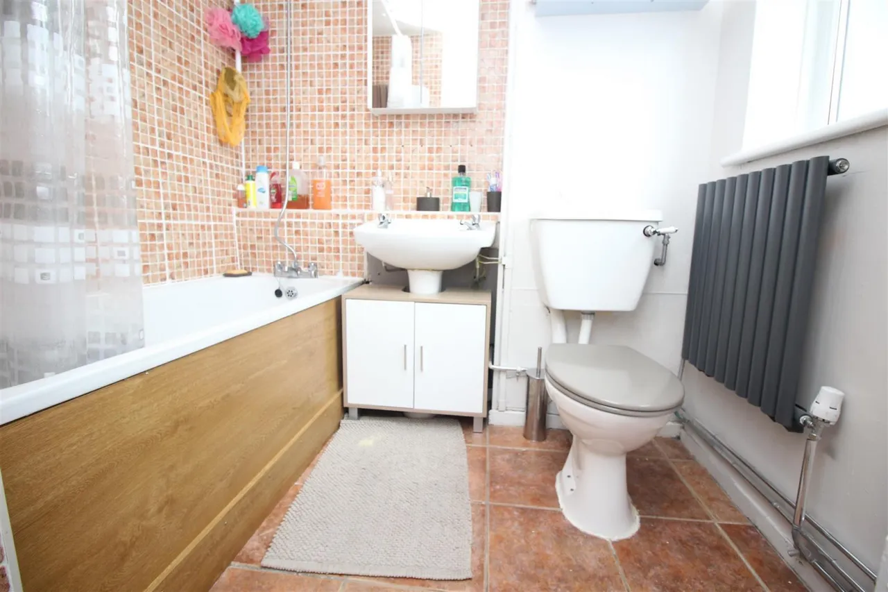 Paragon Road, London, photo 6
