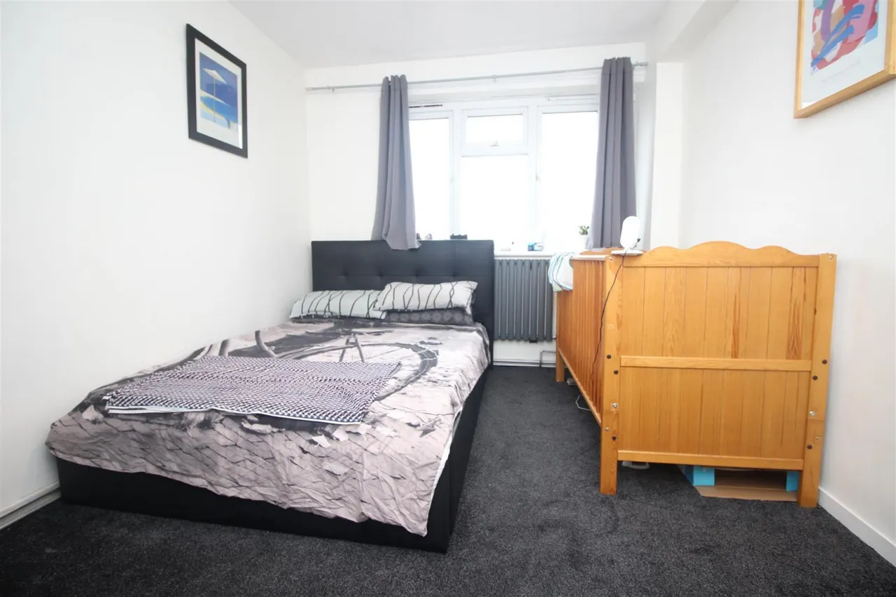 Paragon Road, London, photo 9