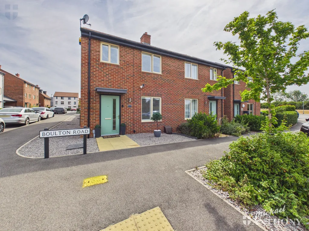 2 bed house for sale — Boulton Road, Weston Turville, Aylesbury, HP22 3BE