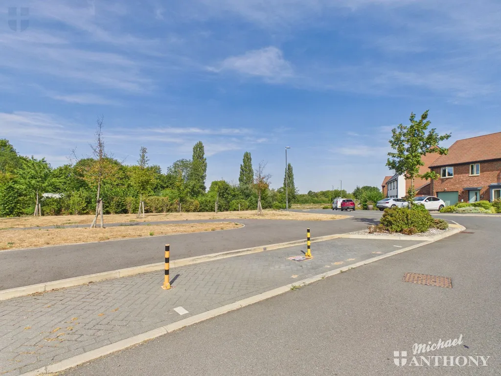 Boulton Road, Weston Turville, Aylesbury, HP22 3BE, photo 12