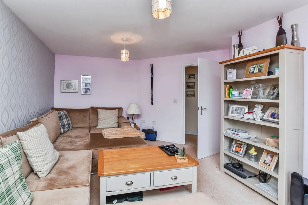 Hillier Road, Devizes, photo 3