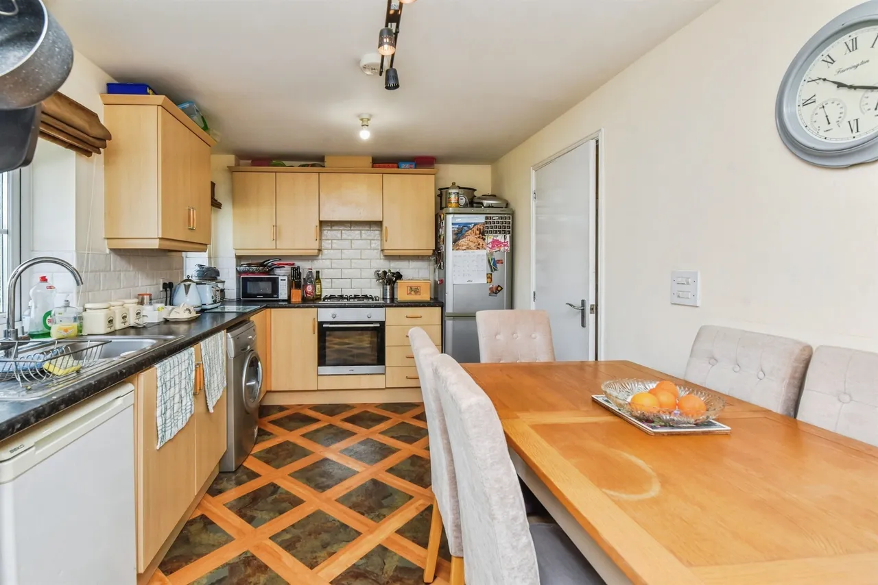 Hillier Road, Devizes, photo 4