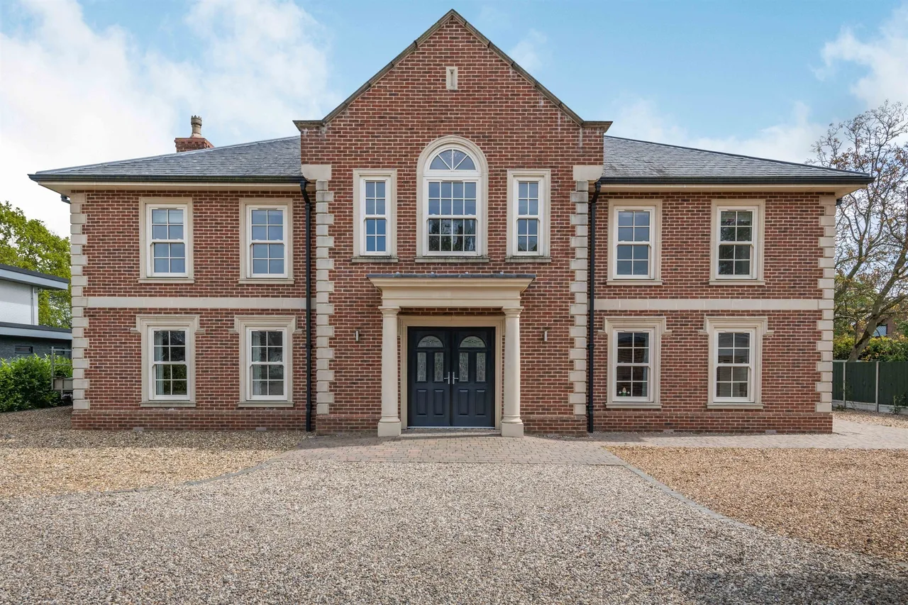 Norwich Common, Wymondham, NR18, photo 17