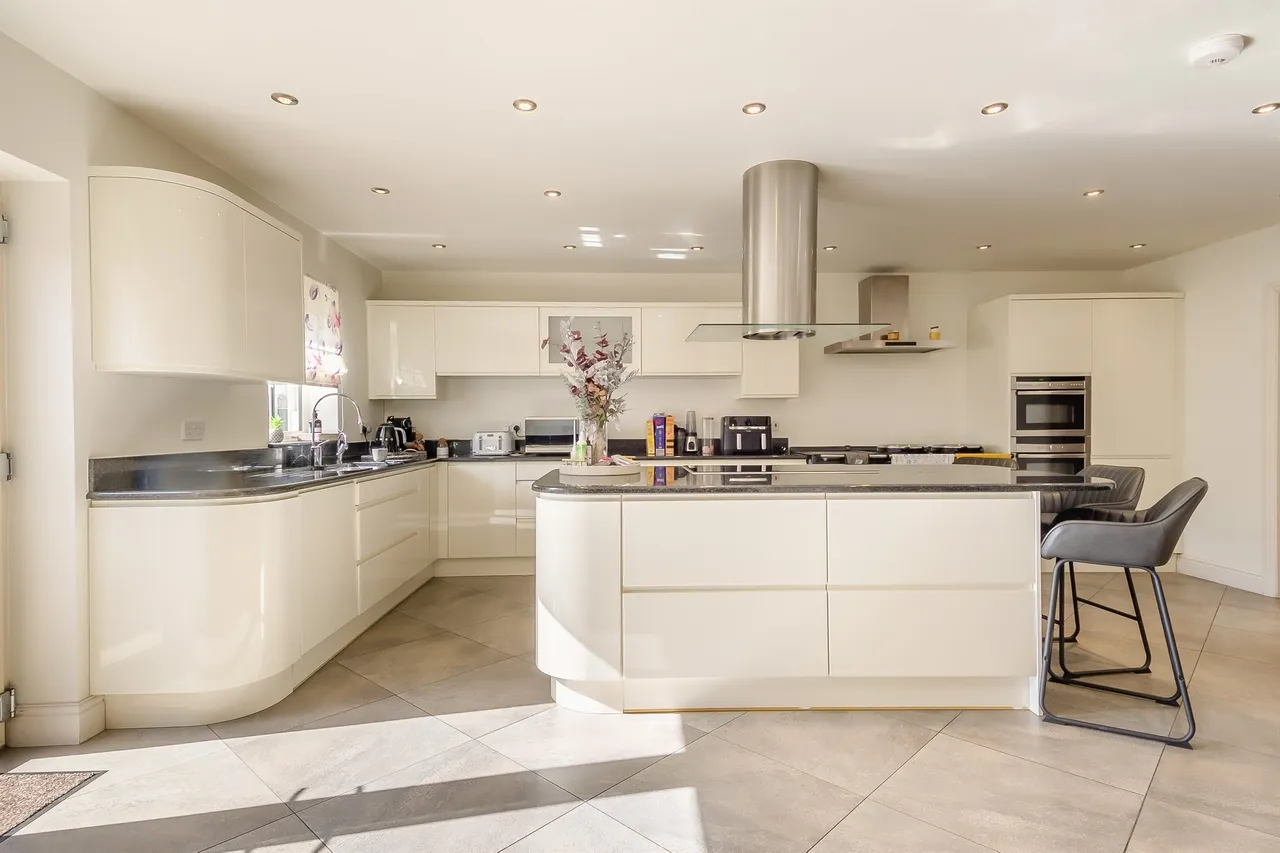 Norwich Common, Wymondham, NR18, photo 2