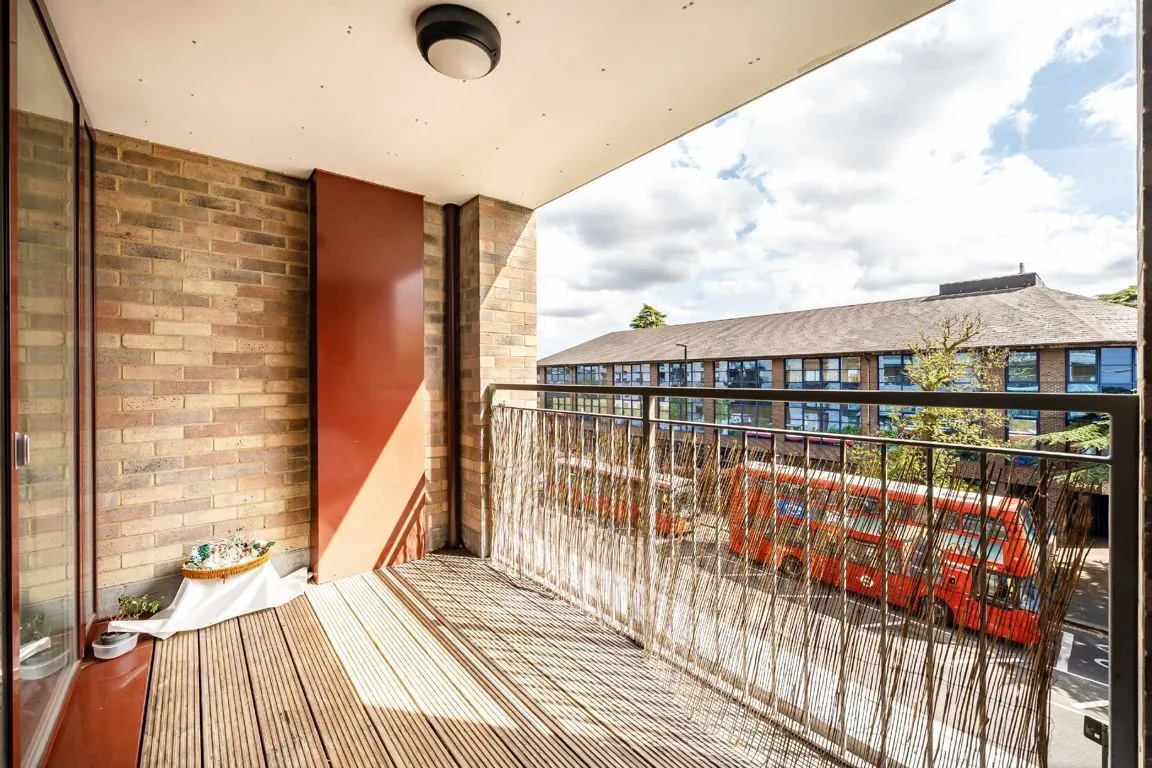 London Road, TW7, photo 5