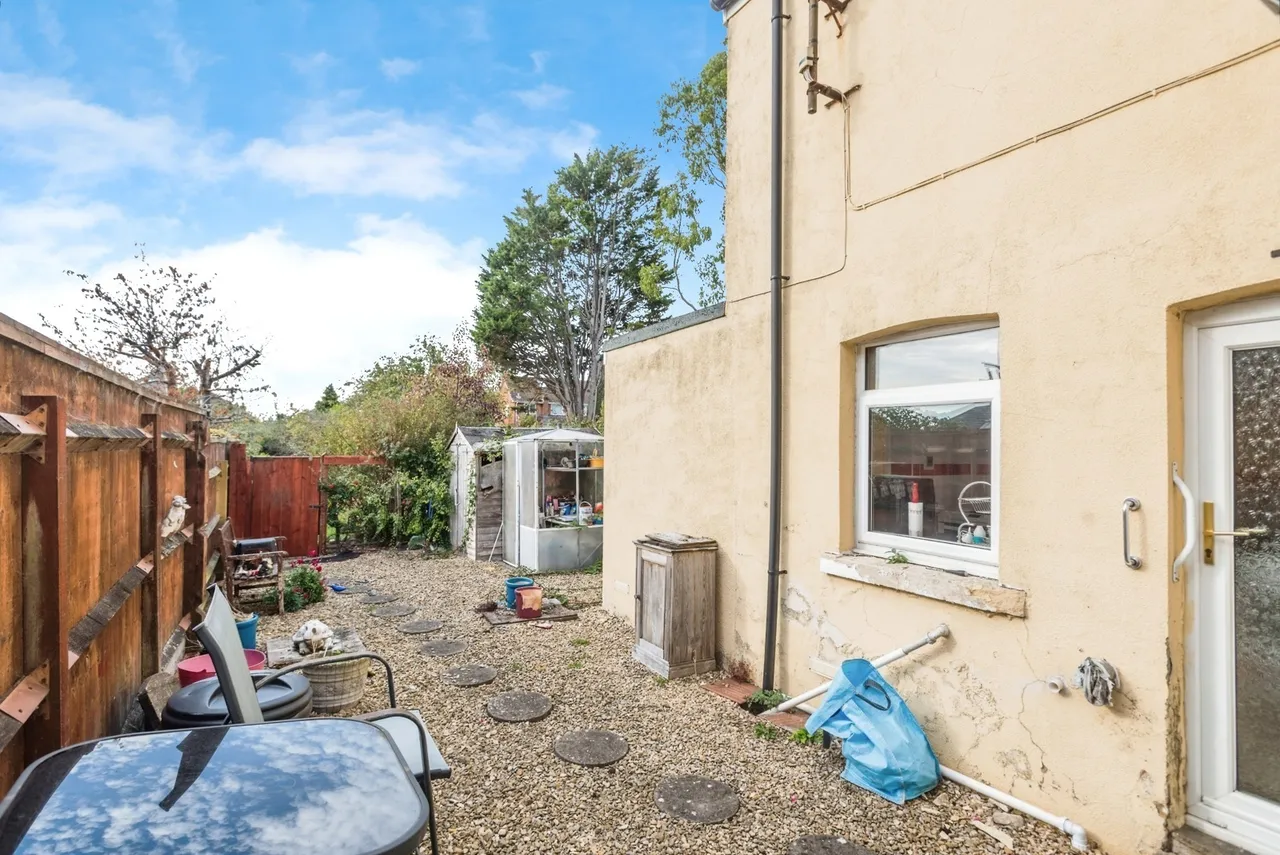Cricklade Road, Swindon, Wiltshire, SN2, photo 10