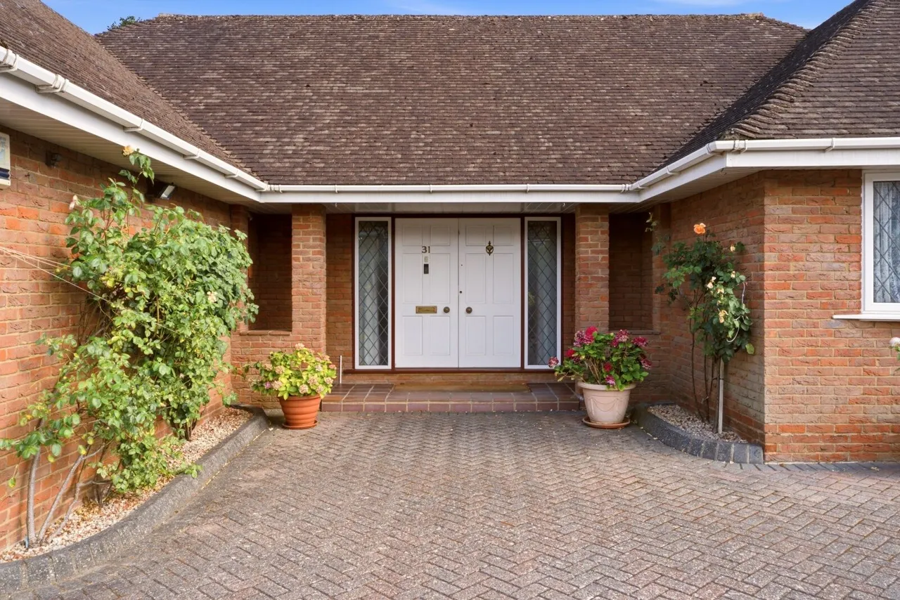 Seamons Close, Dunstable, LU6, photo 17