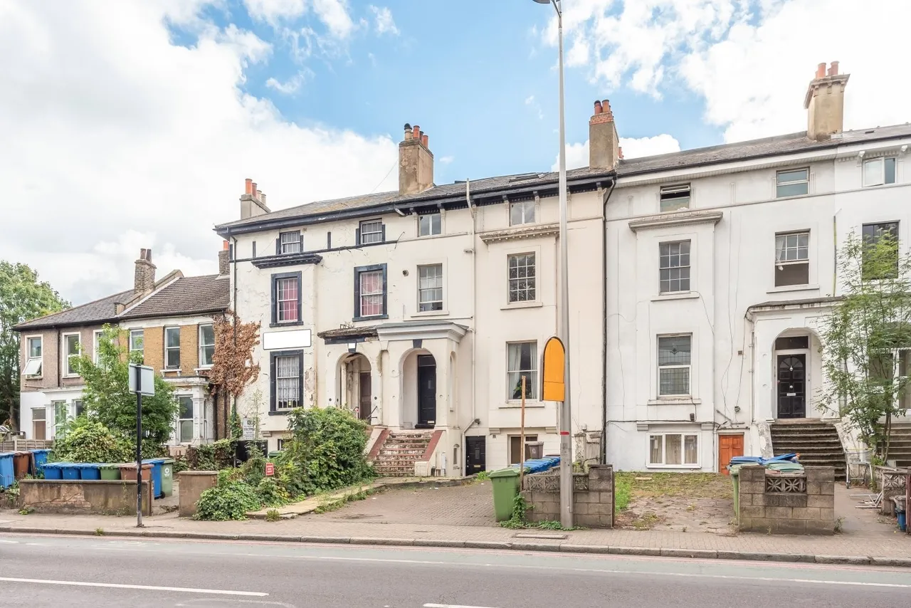 2 bed flat to rent, Queens Road, Peckham, SE15