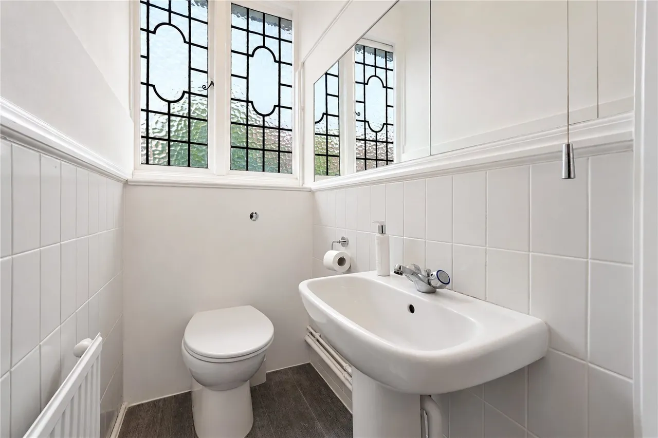 Dartmouth Road, Mapesbury, NW2, photo 13