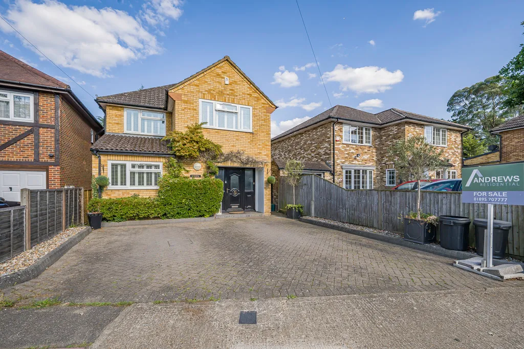 Parkway, North Hillingdon, UB10, photo 40