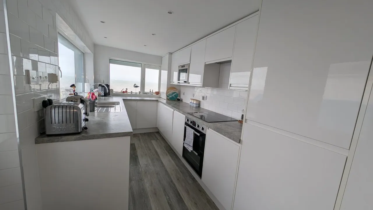 Sandgate High Street, Sandgate, CT20, photo 4