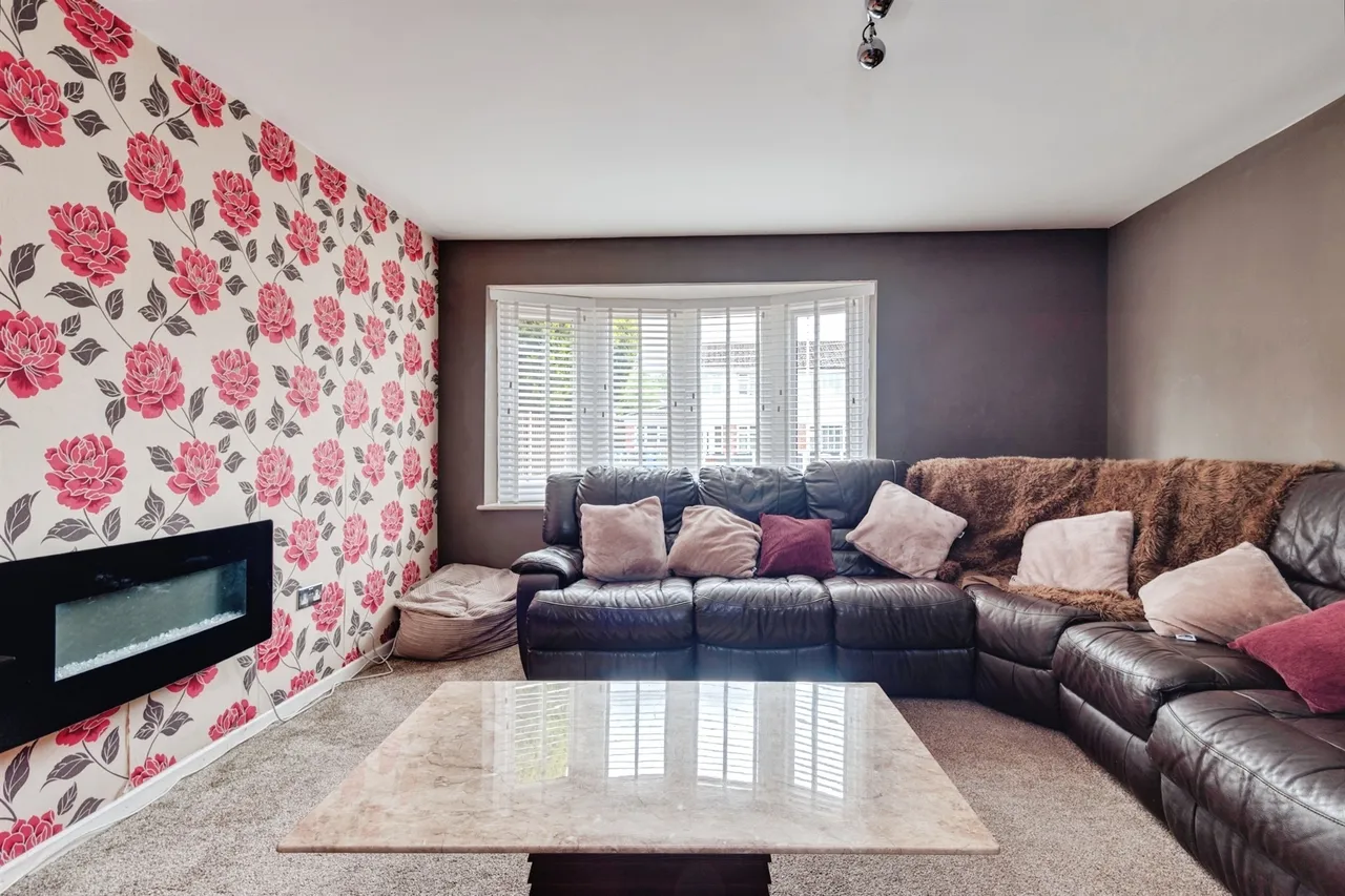 Ashbourne Avenue, Runcorn, WA7, photo 10
