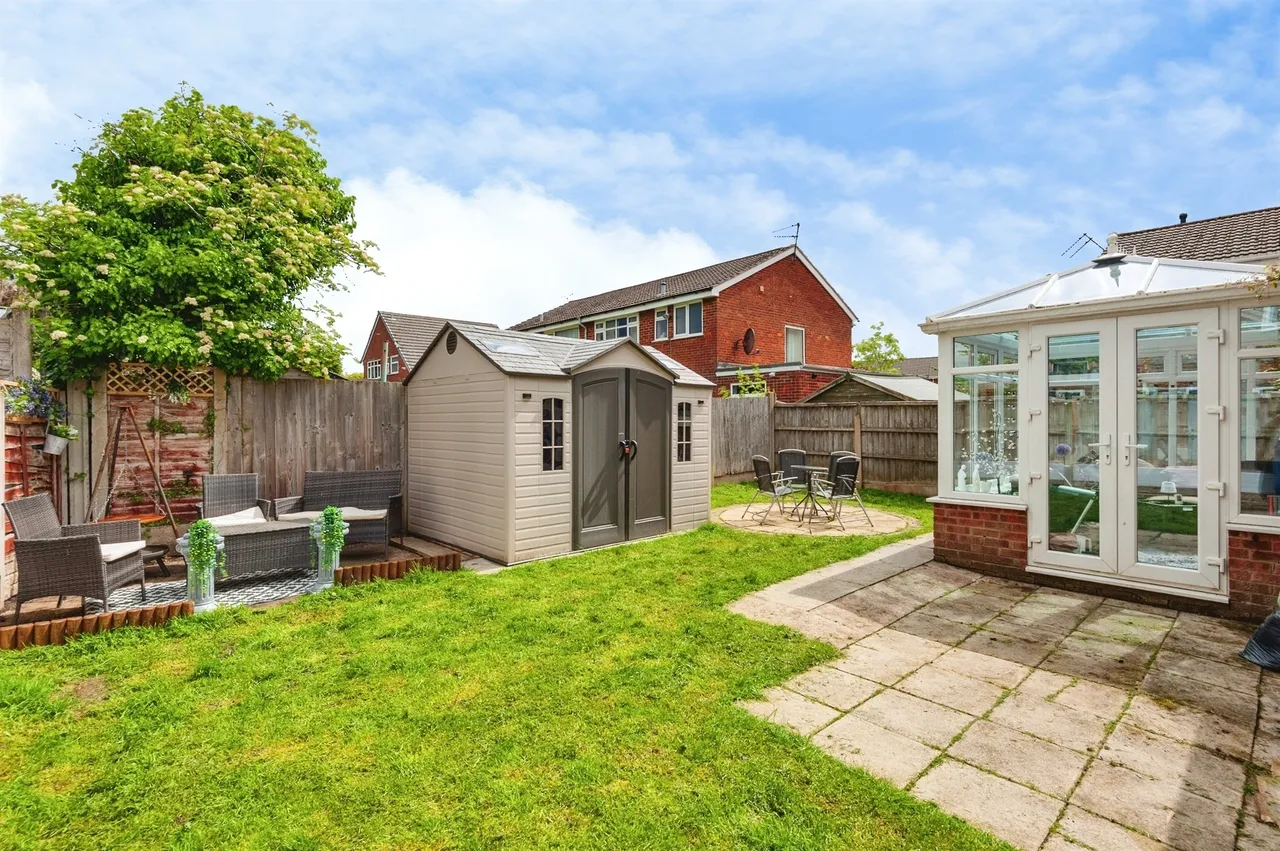 Ashbourne Avenue, Runcorn, WA7, photo 21