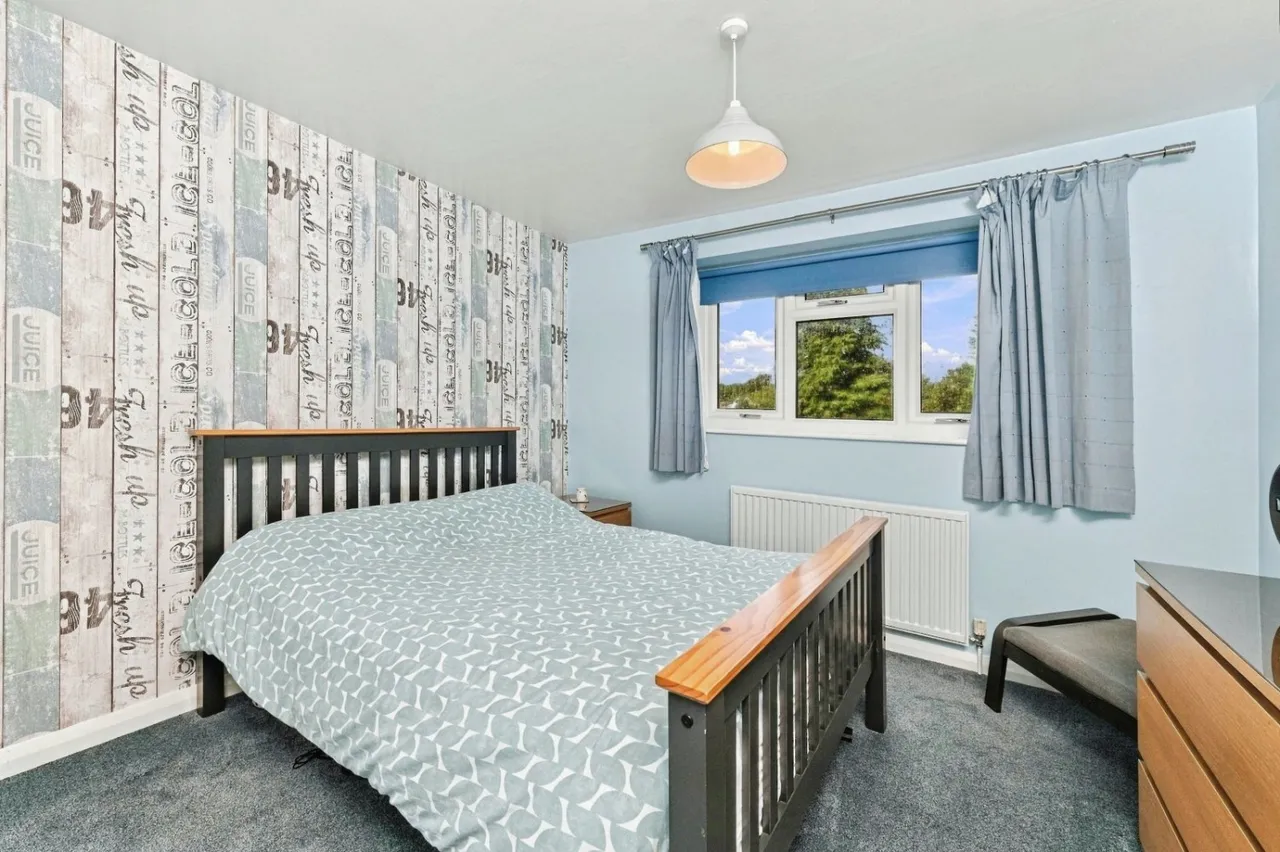 Vine Street, Cleckheaton, BD19, photo 10