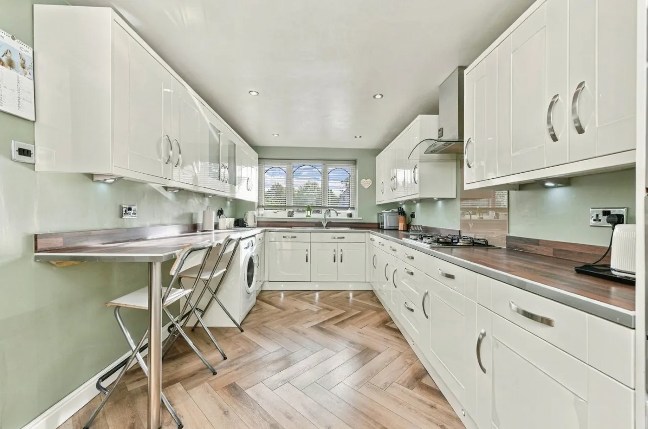 Vine Street, Cleckheaton, BD19, photo 6