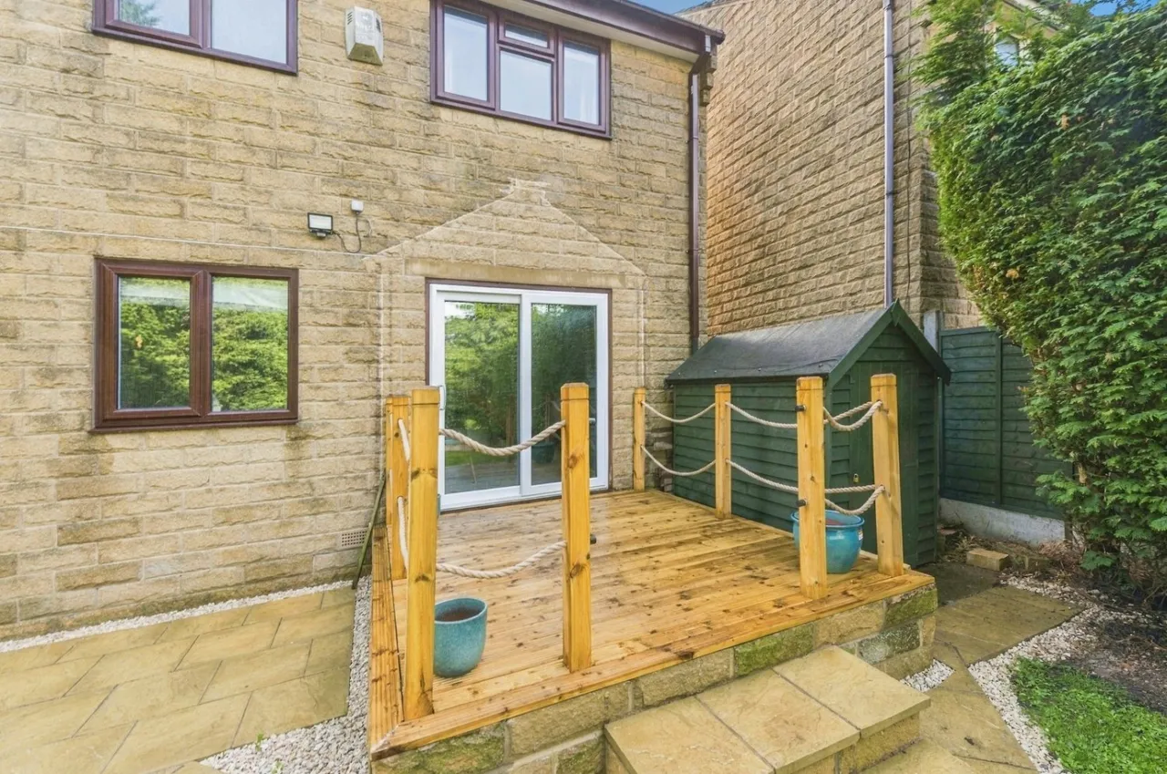 Vine Street, Cleckheaton, BD19, photo 15
