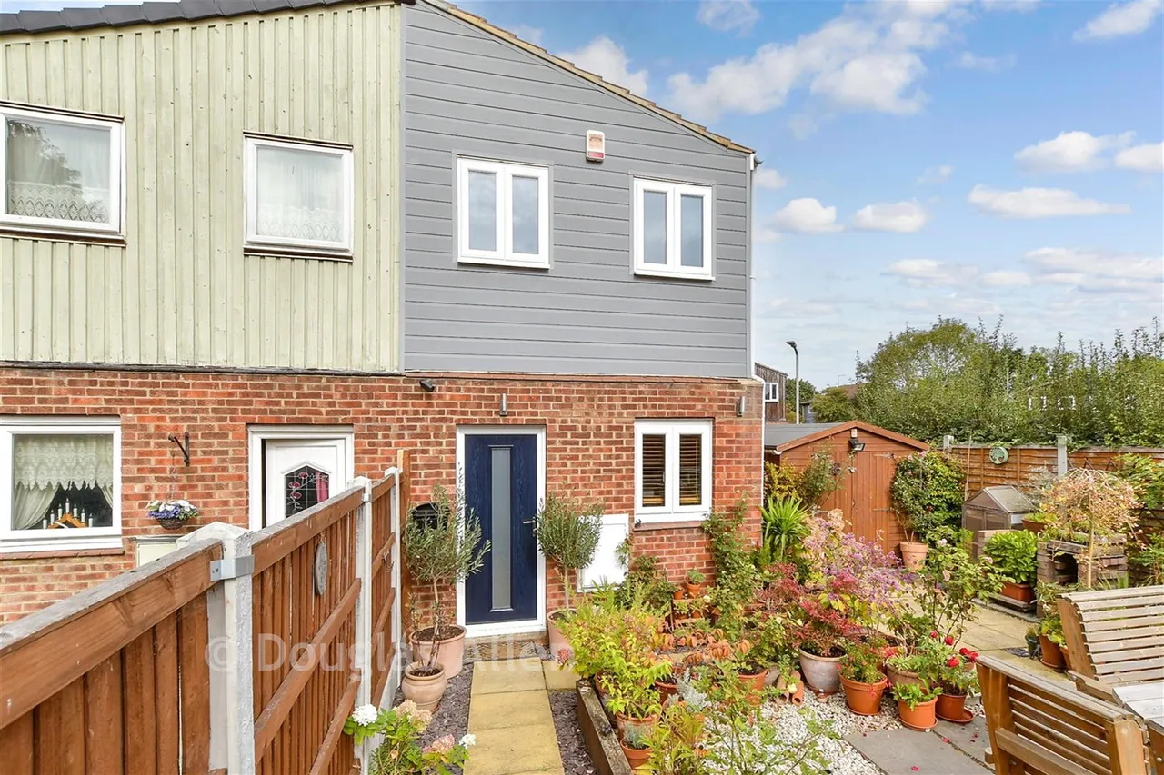 Rectory Road, Pitsea, SS13, photo 2