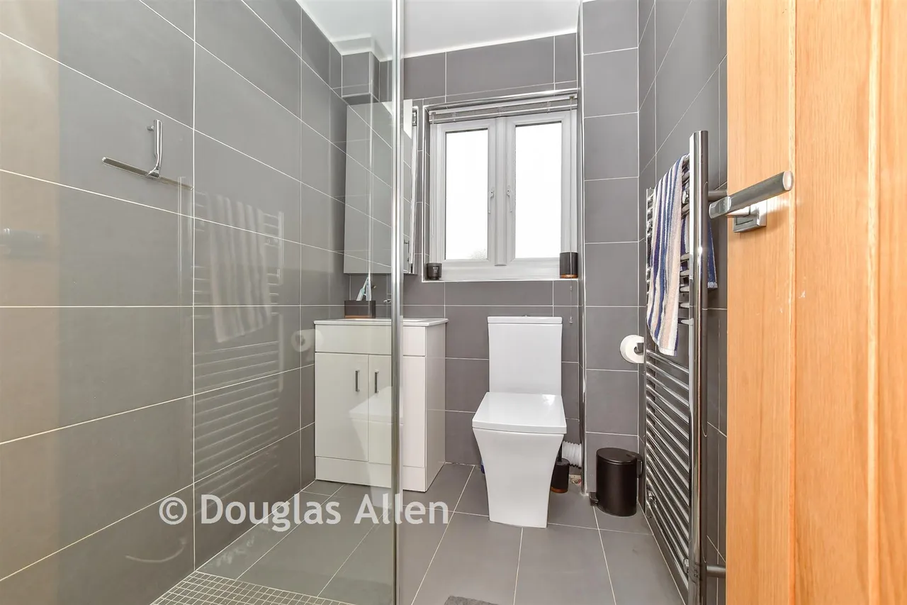 Rectory Road, Pitsea, SS13, photo 7