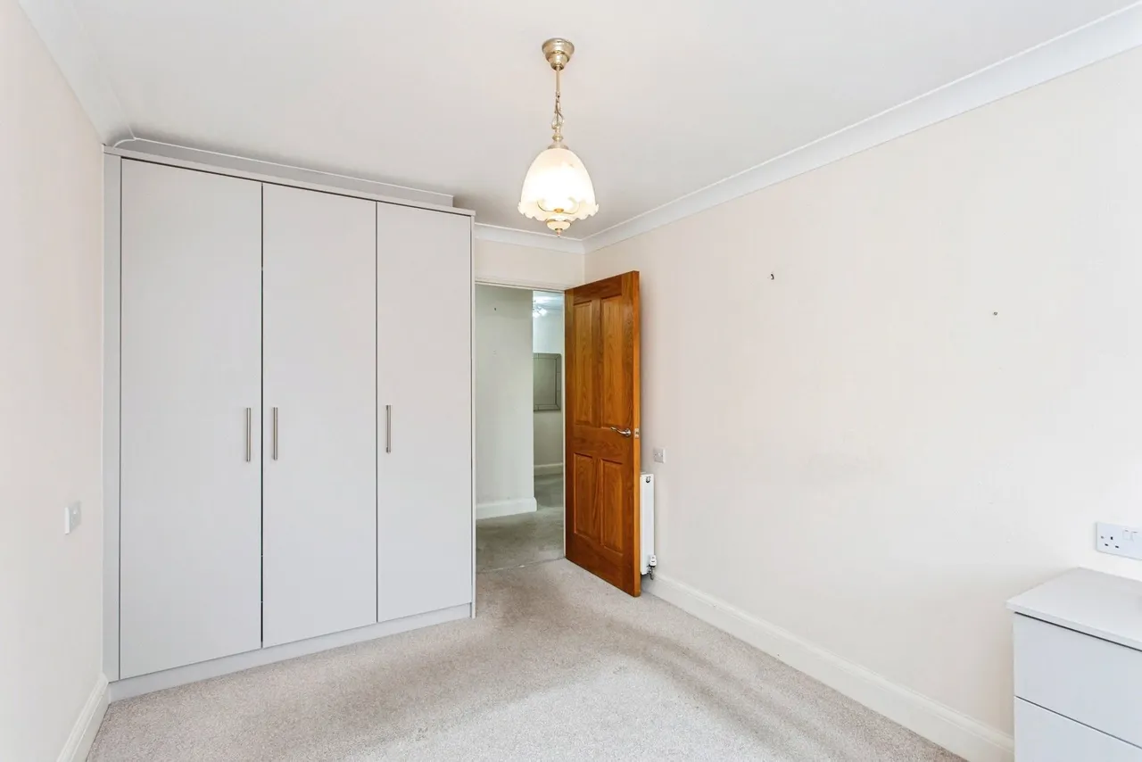 Cranleigh Drive, Leigh-on-Sea, SS9, photo 13
