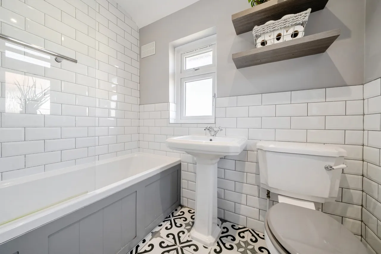 Beesfield Lane, Kent, DA4, photo 11