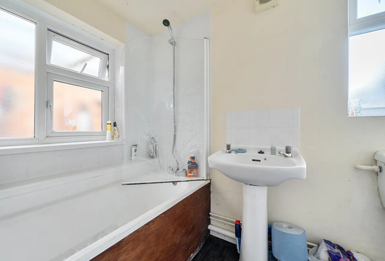 Edwy Parade, Gloucester, GL1 2QL, photo 10