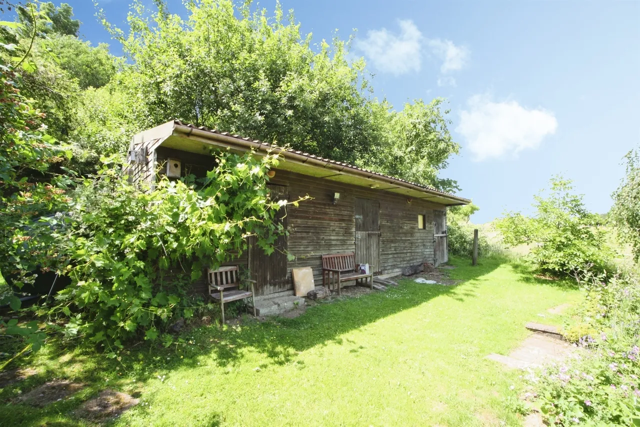 Pandy Mawr Road, Caerphilly, CF83, photo 37