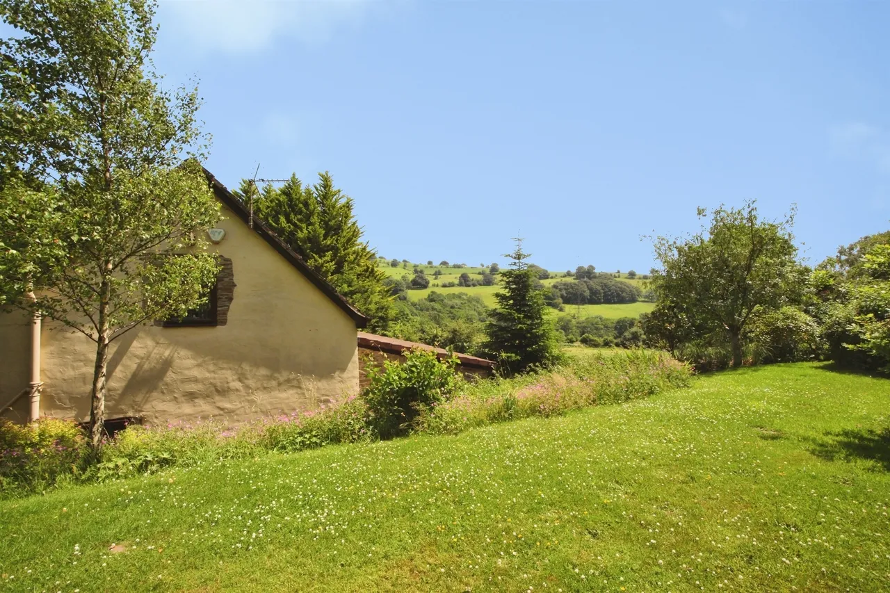 Pandy Mawr Road, Caerphilly, CF83, photo 34