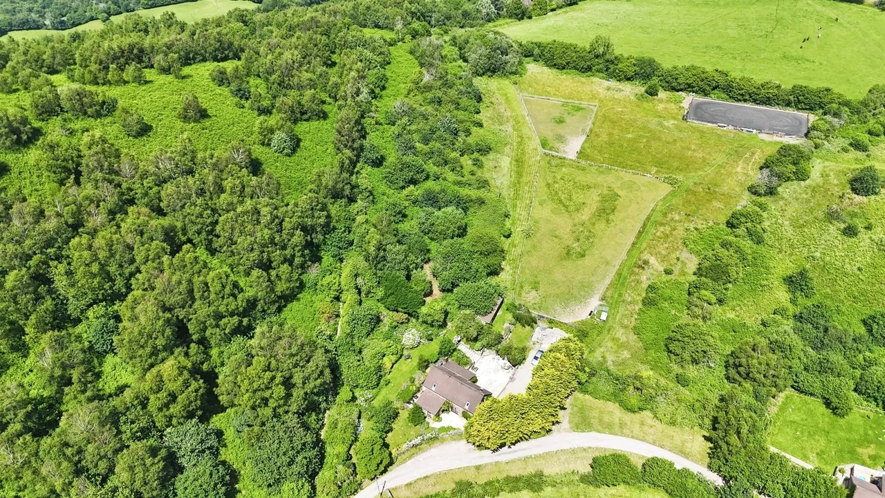 Pandy Mawr Road, Caerphilly, CF83, photo 41