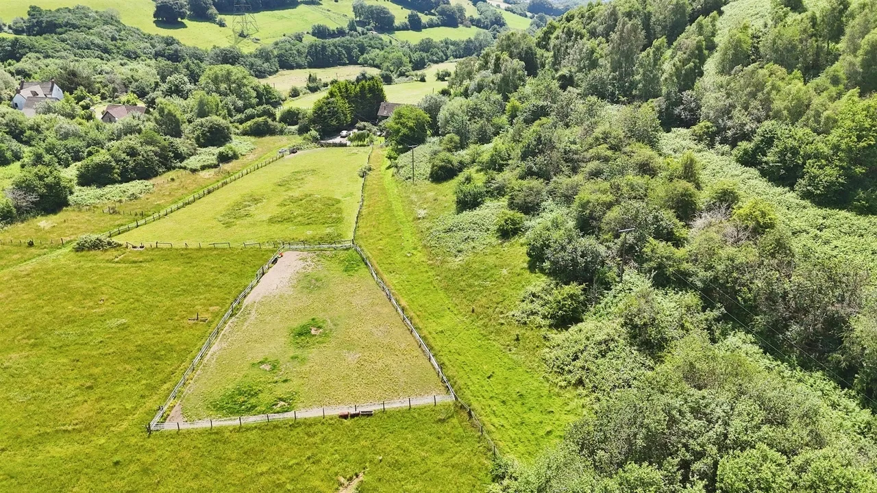 Pandy Mawr Road, Caerphilly, CF83, photo 42