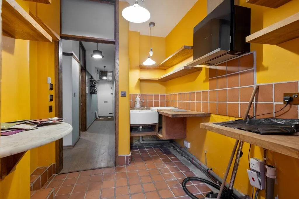Tavistock Place, Knollys House, WC1H, photo 4