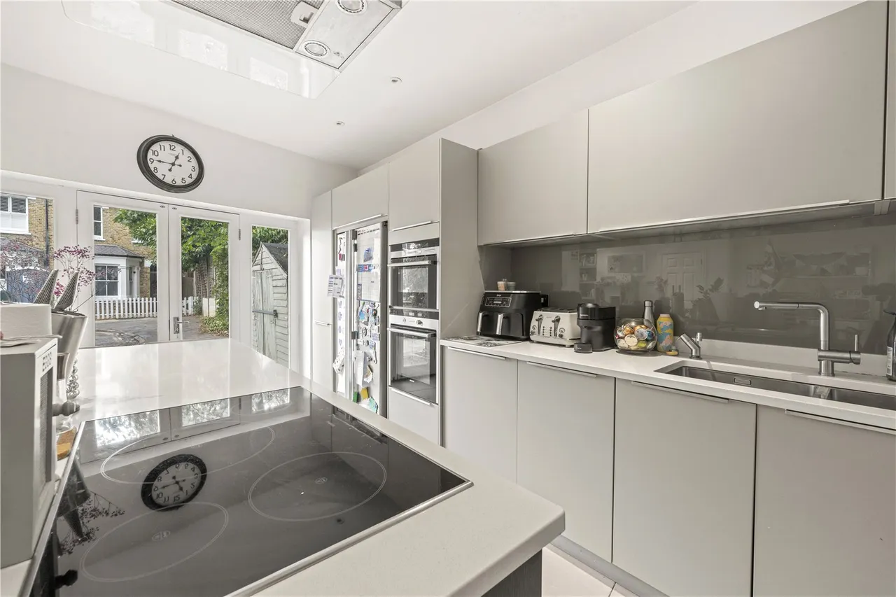 Arlington Road, Teddington, TW11 8NJ, photo 4