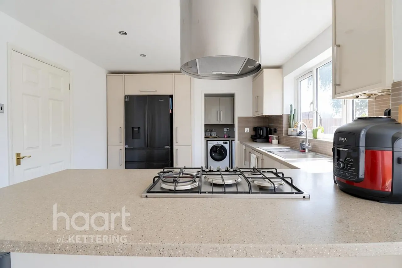 Wilkie Close, Kettering, NN15, photo 7