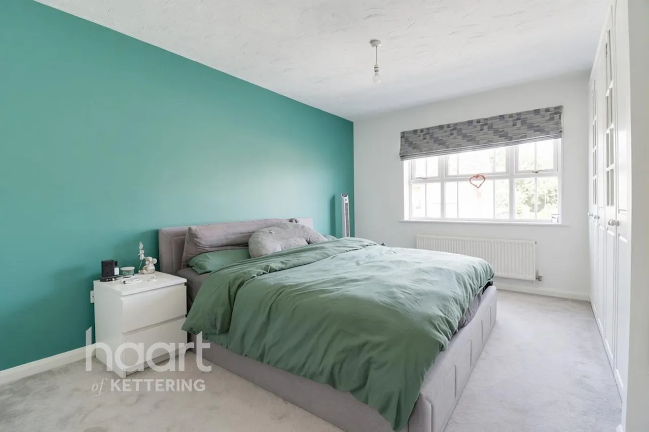 Wilkie Close, Kettering, NN15, photo 19