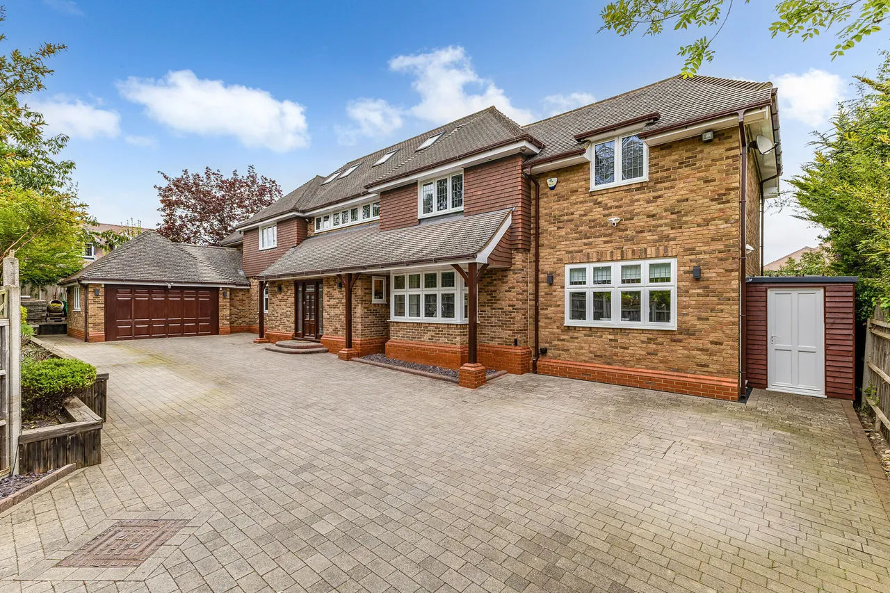 6 bed house for sale — Wood End Road, Harpenden, AL5