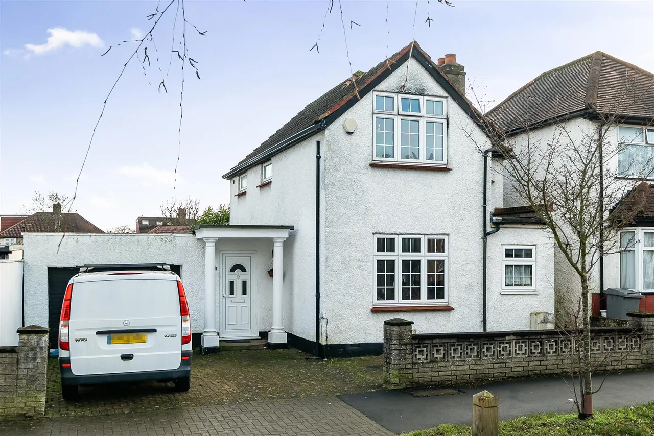 3 bed house for sale, Eton Avenue, Wembley
