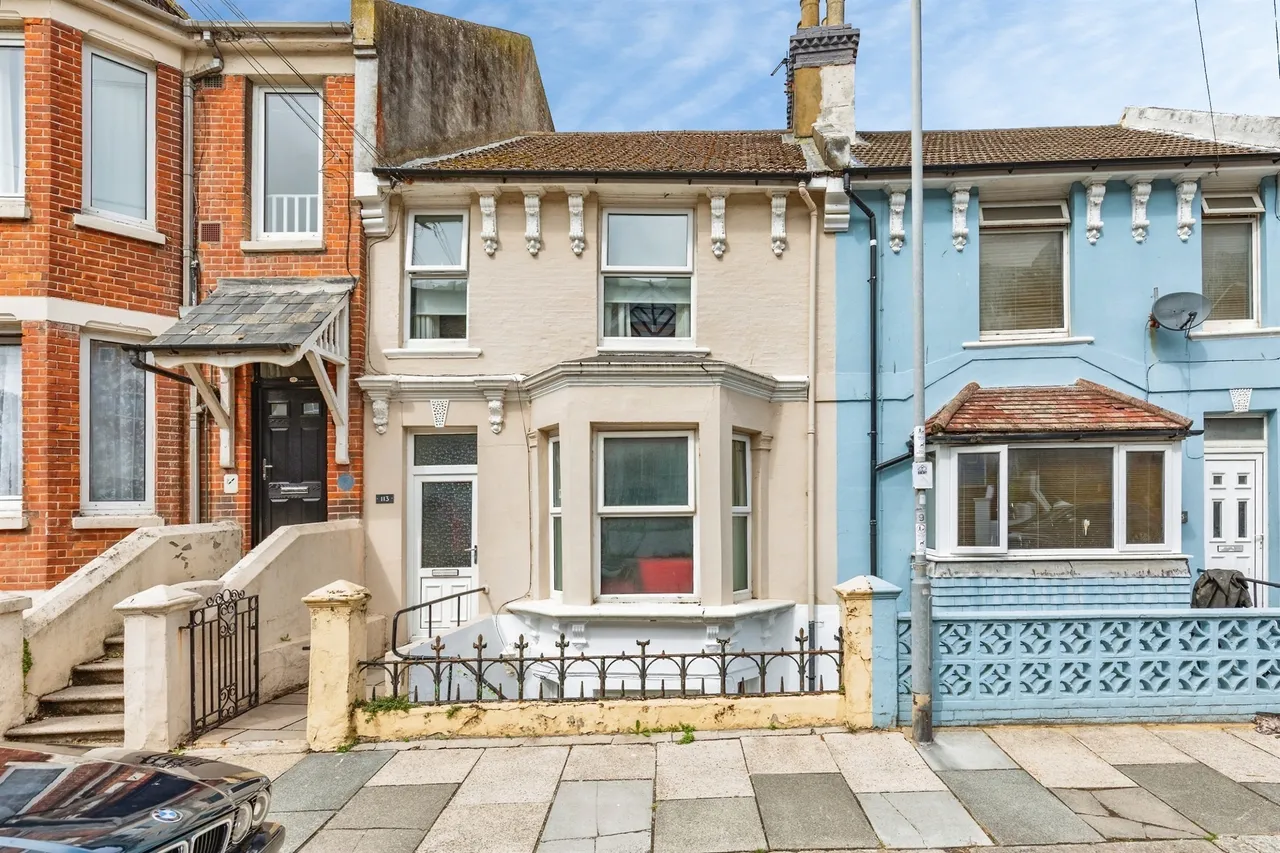 1 bed flat for sale — Emmanuel Road, Hastings