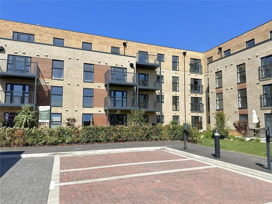 Pacific Drive, Eastbourne, BN23, photo 12
