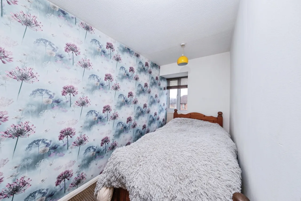 Hexham Gardens, Bletchley, Milton Keynes, Buckinghamshire, MK3, photo 7