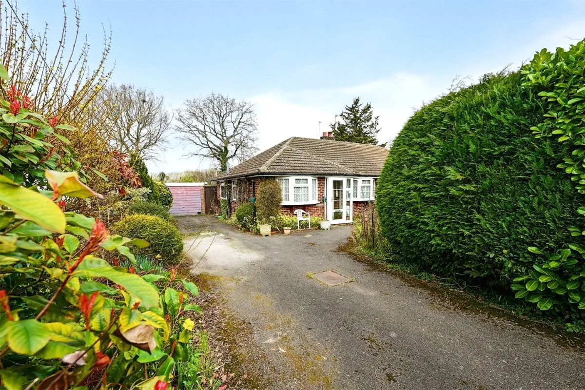 Hazel Road, Ash Green, Guildford, Surrey, GU12 6HP, photo 10