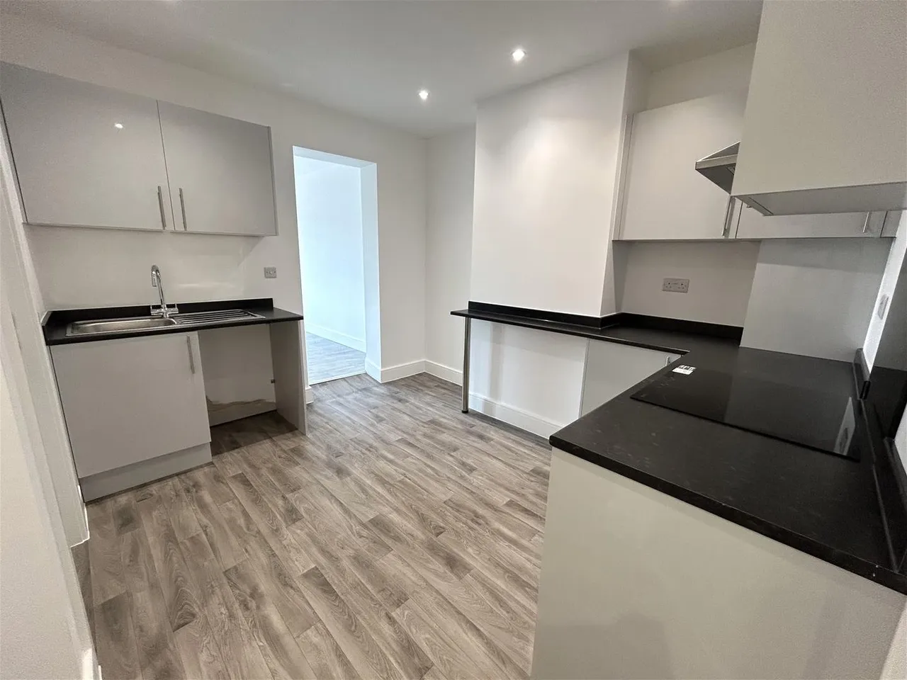 London Road, Benfleet, photo 6