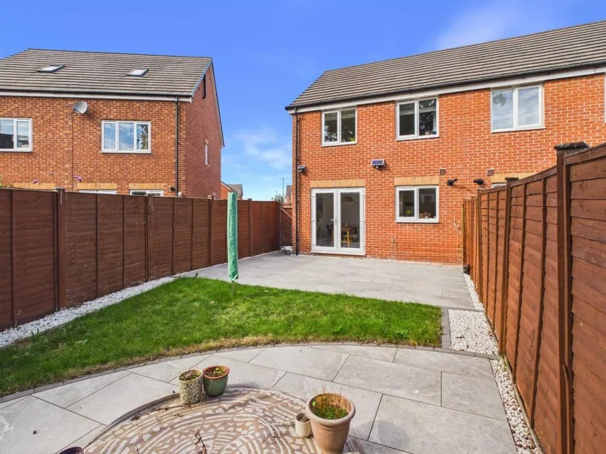 Oswald Drive, Longford, photo 18