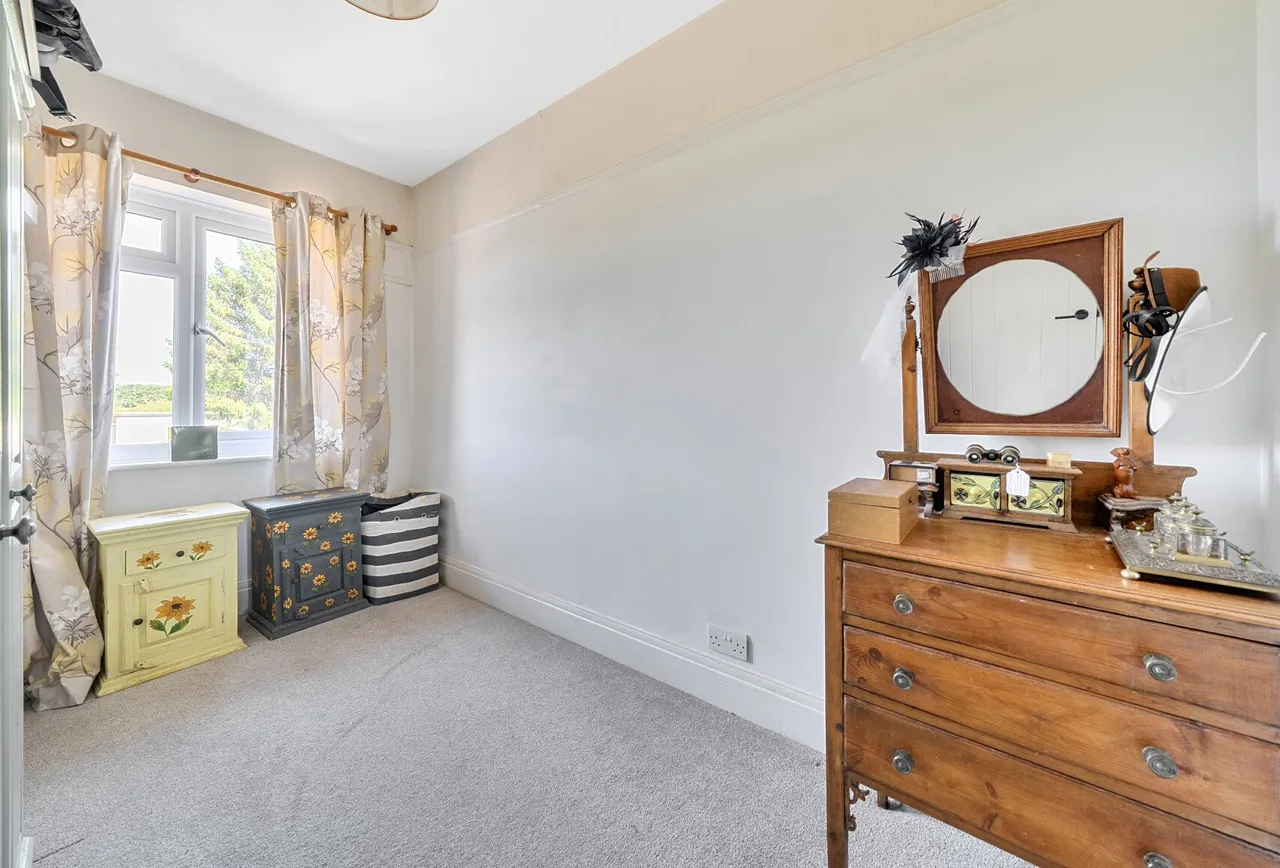 Boverton Drive, Gloucestershire, Brockworth, GL3 4DB, photo 8