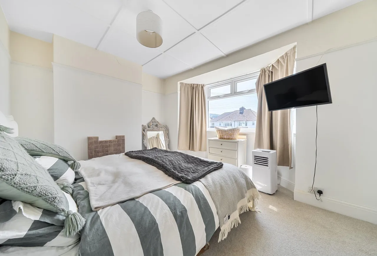 Boverton Drive, Gloucestershire, Brockworth, GL3 4DB, photo 6