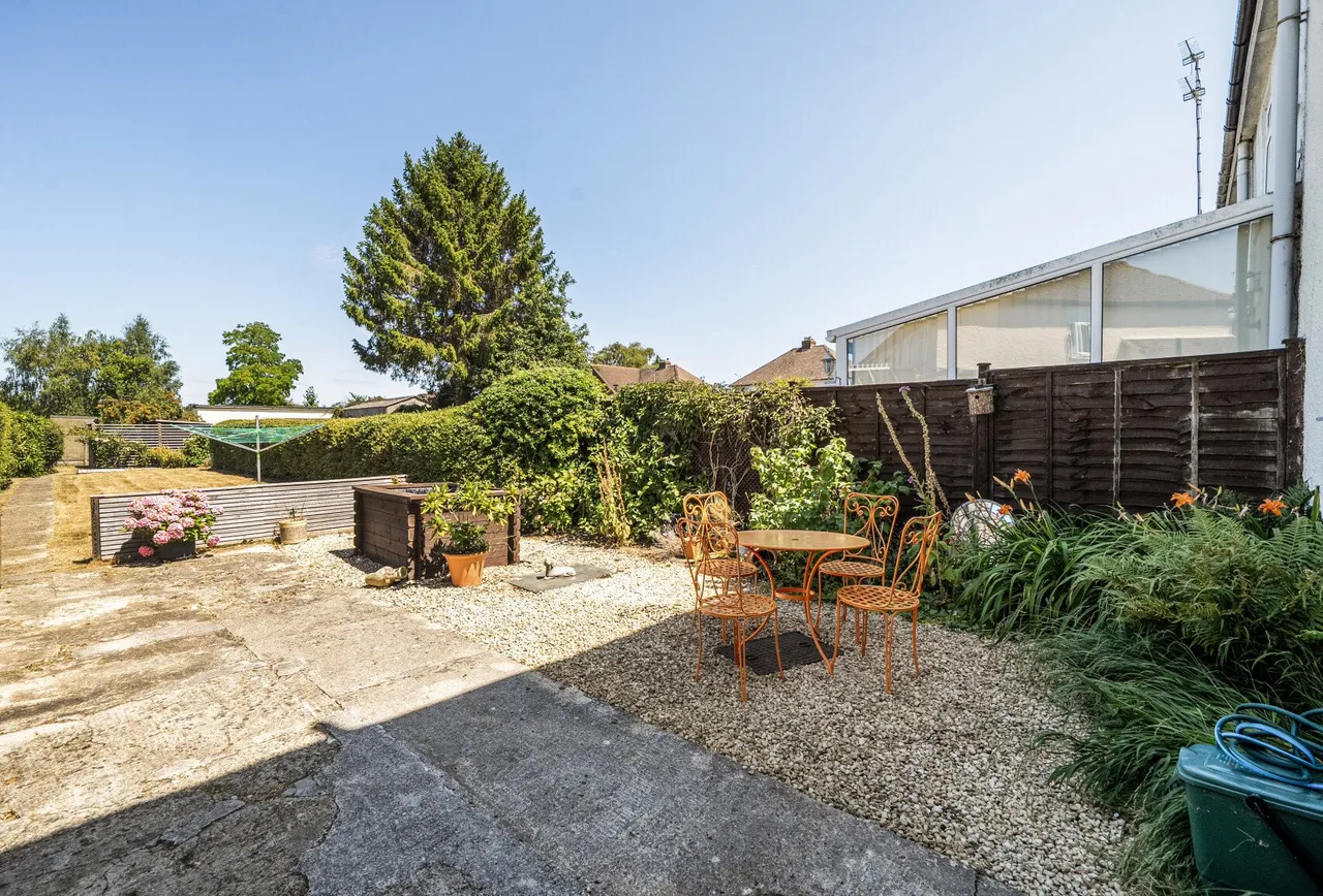 Boverton Drive, Gloucestershire, Brockworth, GL3 4DB, photo 3